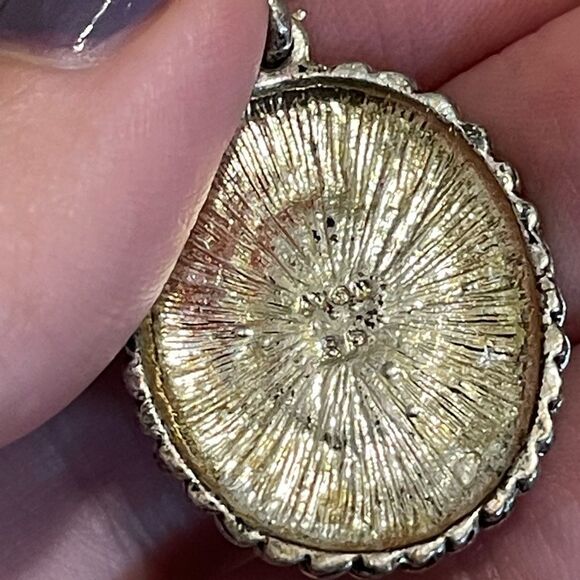 Vintage Avon SP Tigers Eye Wood Bead Necklace - Picture 4 of 5